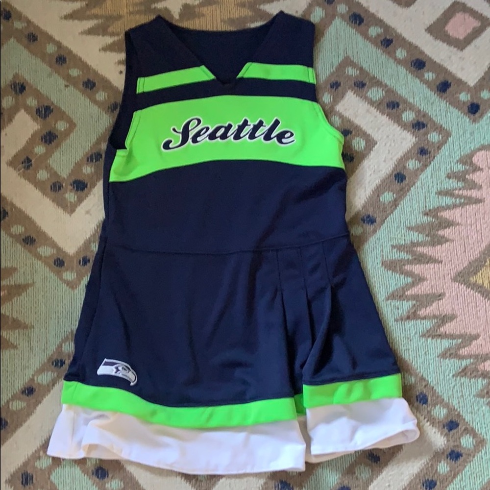 SEATTLE SEAHAWKS CHEERLEADING OUTFIT